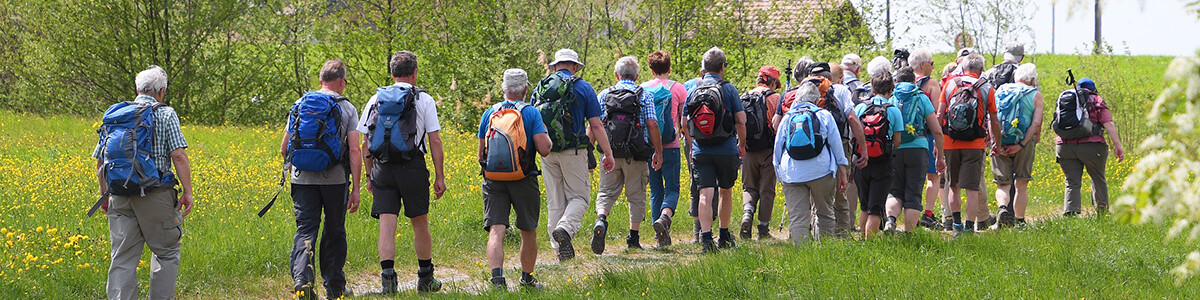 seniors-hiking-1200